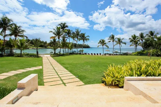 Bahia Minitas 6 — 10 of 50