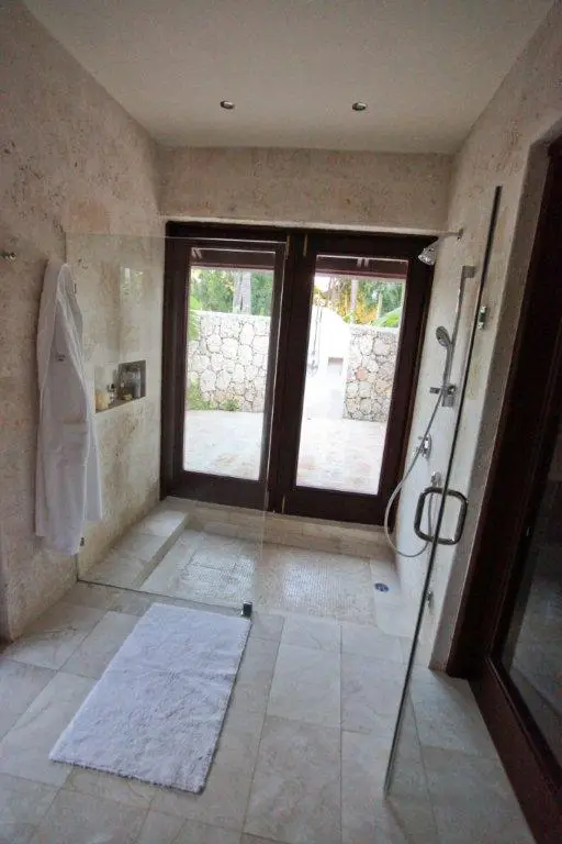Bahia Minitas 6 — 41 of 50