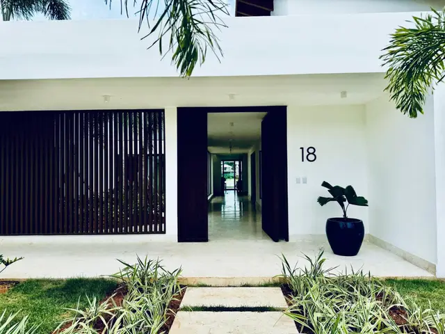 El Valle 18 — 2 of 29