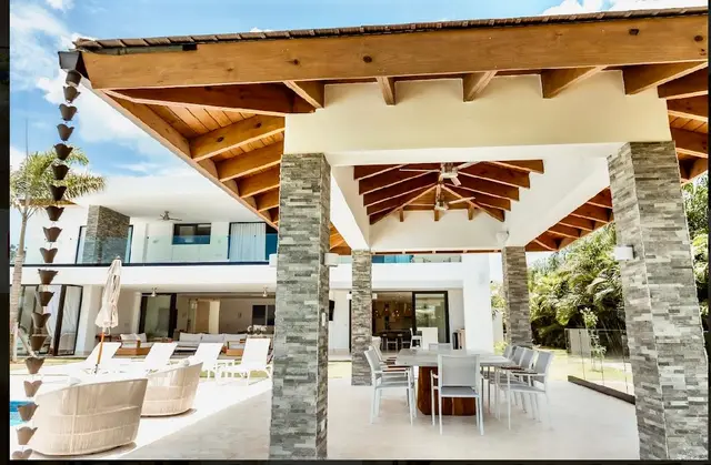 El Valle 18 — 22 of 29
