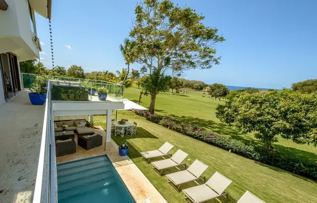 Golf Villa 2 — 1 de 24