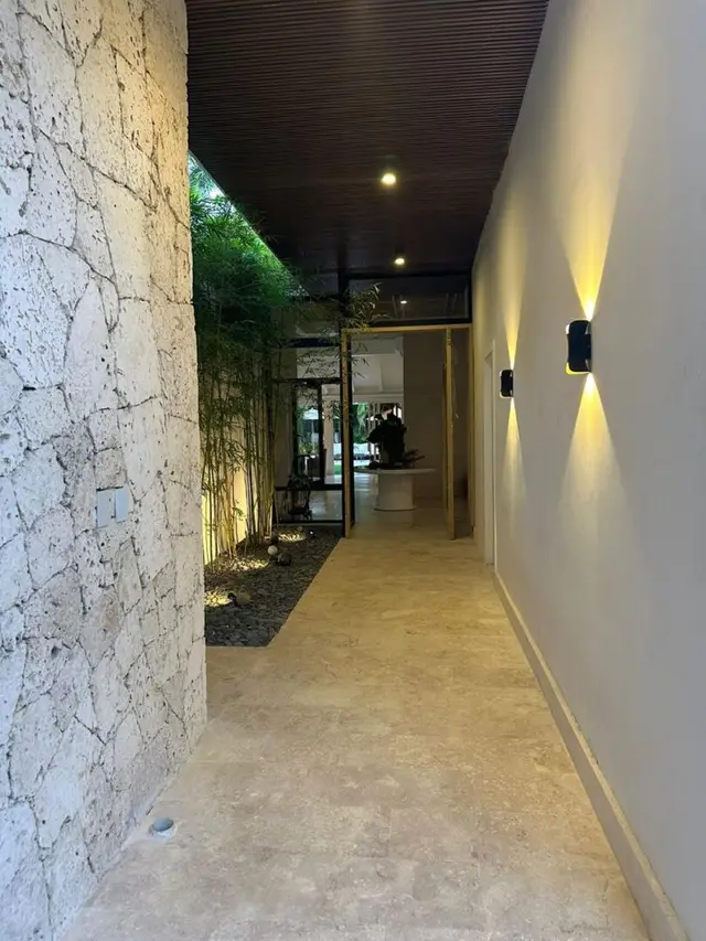 Lagos 62 — 43 of 43