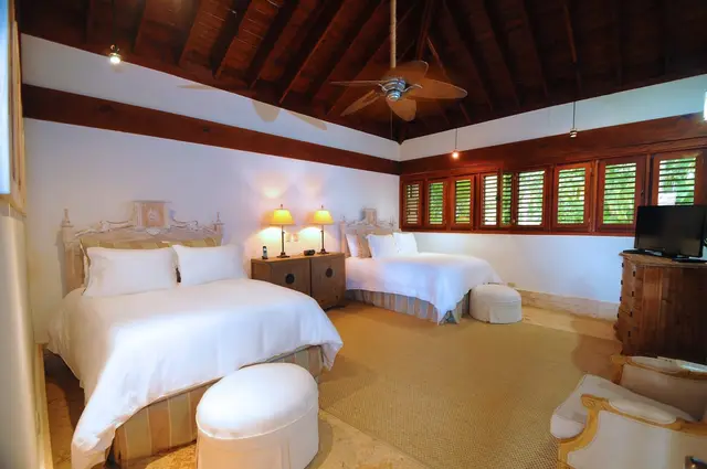 Punta Aguila 10 — 16 of 24