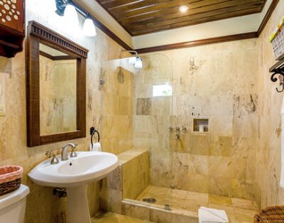 Las Cerezas 61