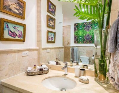 Los Altos Condo